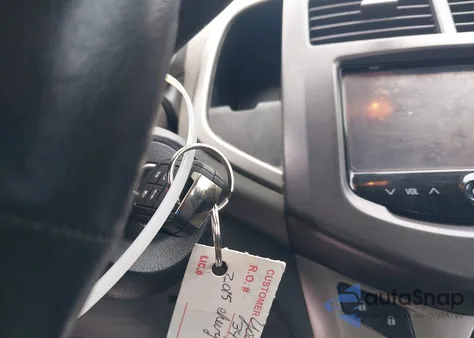 2015 Chevrolet Sonic Lt Auto z USA, uszkodzony, nr VIN 1G1JC5SH3F4220819